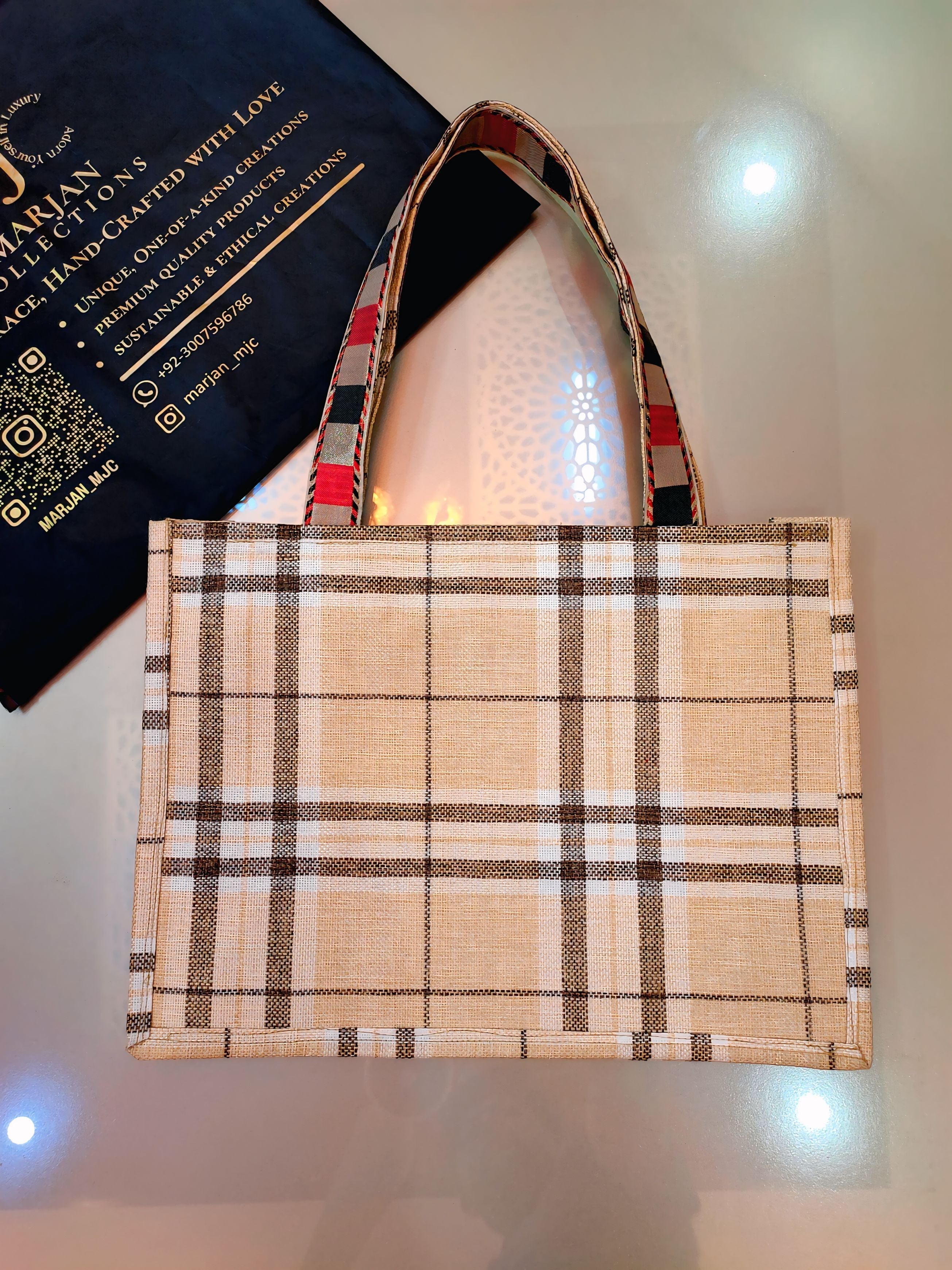 Gulrang (گلرنگ) Embroidered Tote