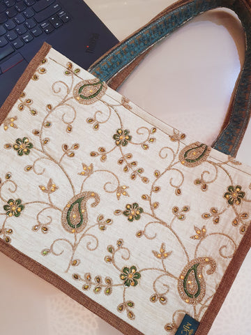 Zeenat (زینت) Embroidered Jute Tote