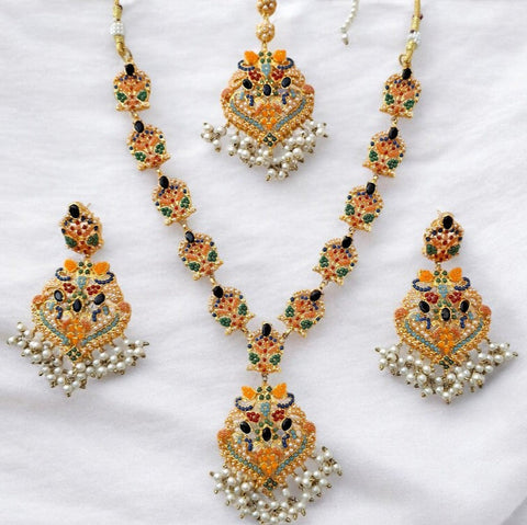 Gulbahar Multi-Stone Pearl Necklace & Matha Tikka Set – Nauratan Inspired Wedding Jewelry