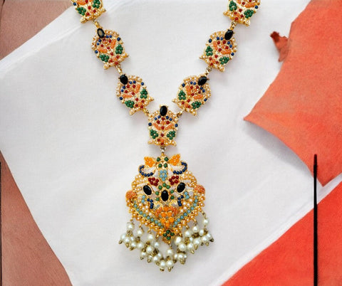 Gulbahar Multi-Stone Pearl Necklace & Matha Tikka Set – Nauratan Inspired Wedding Jewelry