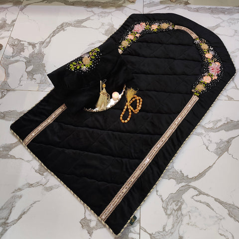 Velvet Prayer Mat Set with Hand-Embroidered Ribbon Flowers – Includes Qur’an & Beads Pouch