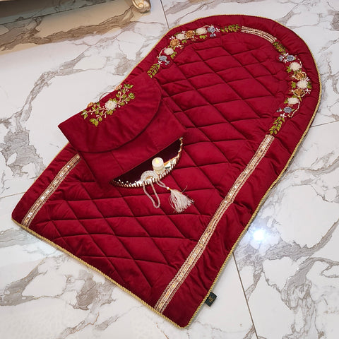 Velvet Prayer Mat Set with Hand-Embroidered Ribbon Flowers – Includes Qur’an & Beads Pouch
