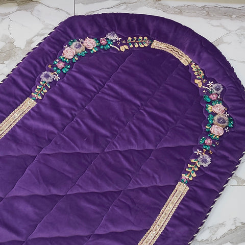 Velvet Prayer Mat Set with Hand-Embroidered Ribbon Flowers – Includes Qur’an & Beads Pouch