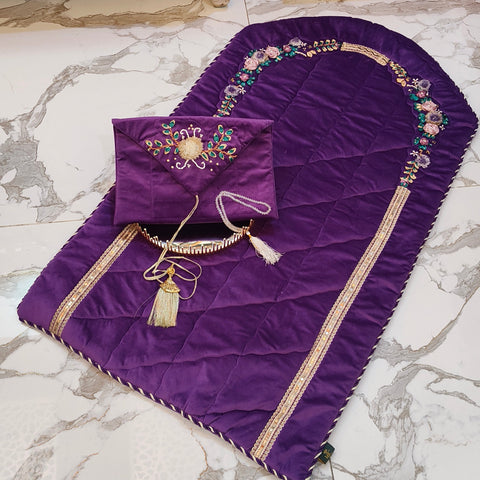 Velvet Prayer Mat Set with Hand-Embroidered Ribbon Flowers – Includes Qur’an & Beads Pouch