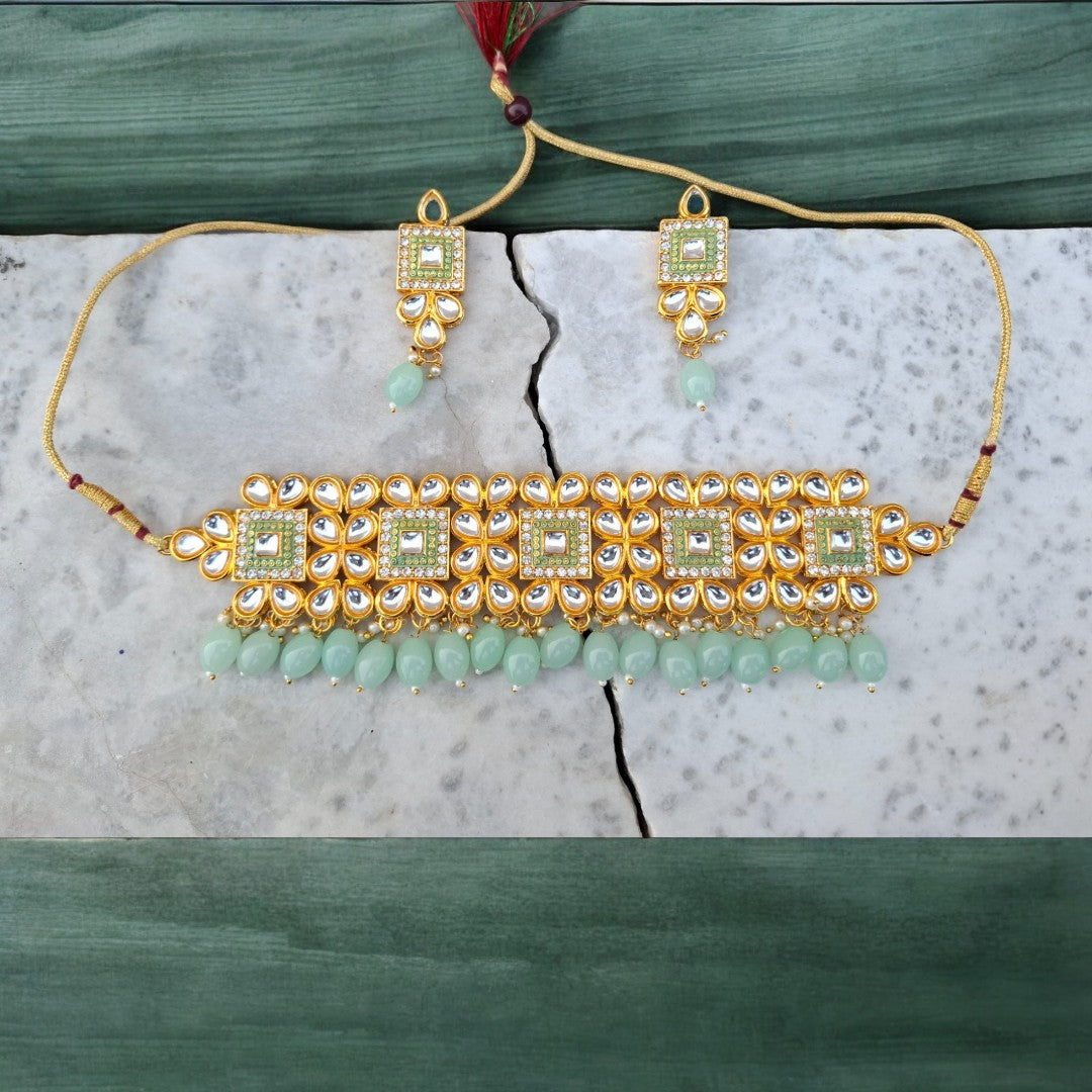Pachi Kundan Choker Set