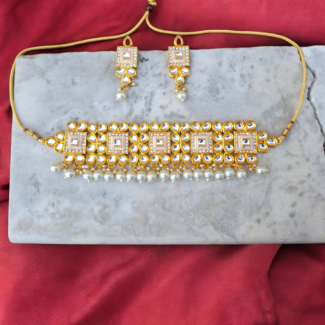 Gulnaz Kundan Choker Set