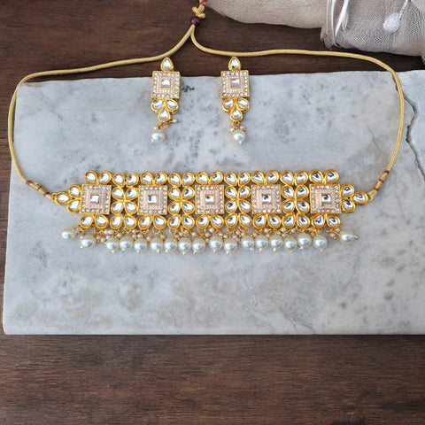 Gulnaz Kundan Choker Set