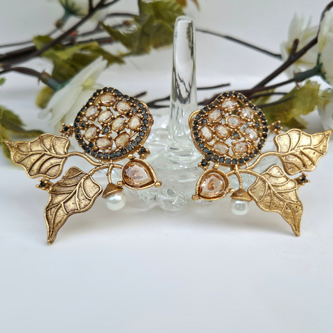 Glamour Leaf Earrings (Goldish) – Timeless Elegance