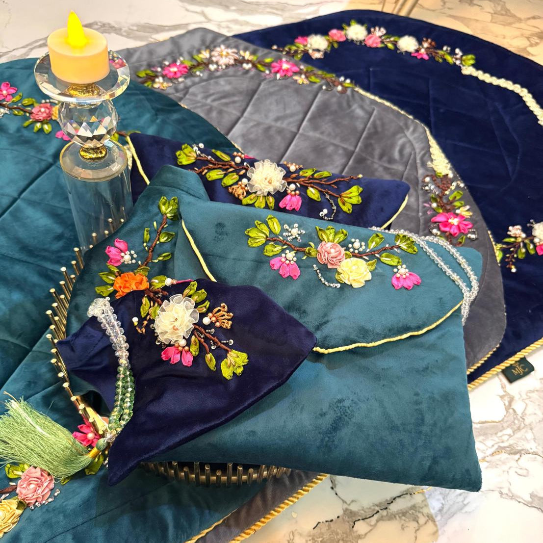 Velvet Prayer Mat Set with Hand-Embroidered Ribbon Flowers – Includes Qur’an & Beads Pouch