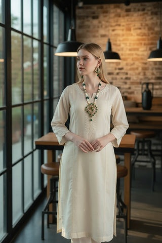 Zaara Emerald Green & White Kundan Moti Maala Set